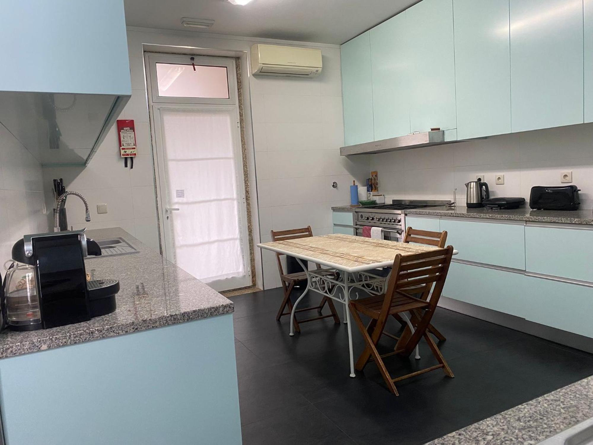 Solar Egas Moniz-Charming House & Local Experiences Villa Paco de Sousa Bagian luar foto