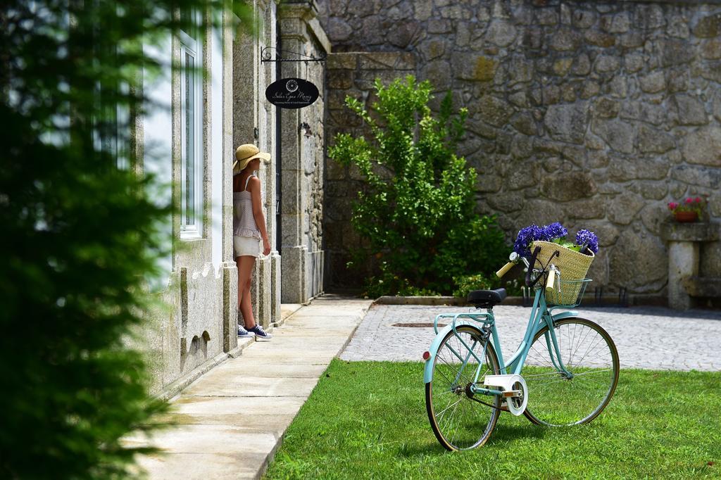 Solar Egas Moniz-Charming House & Local Experiences Villa Paco de Sousa Bagian luar foto